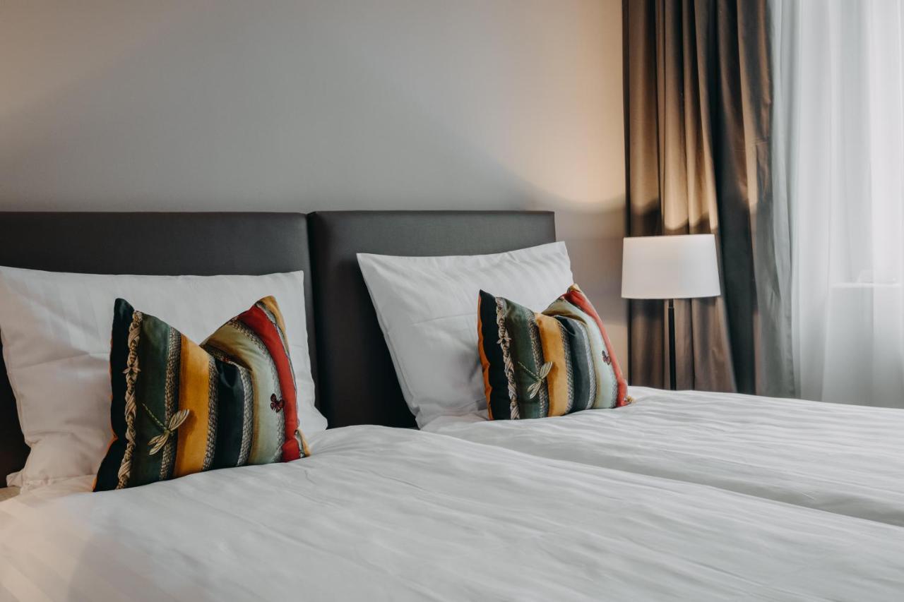 Hotel Zum Heidkrug & Cafe Lil Lüneburg Kültér fotó